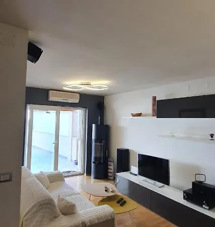Apartment Kvaternik - Stan